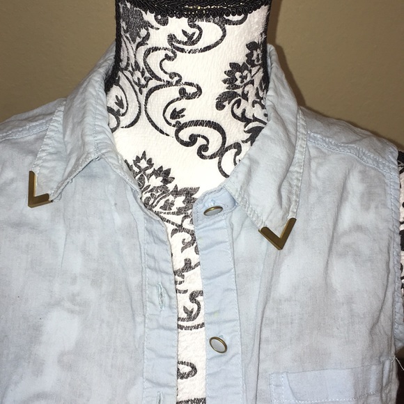 Blue Button-up Tie Shirt - Picture 3 of 4